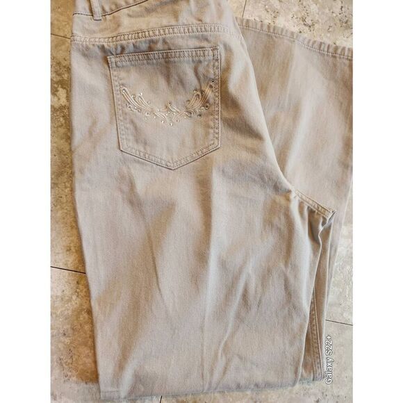 W6  Chico's khaki jeans with decorative rhinestone pockets, petite - Picture 1 of 7